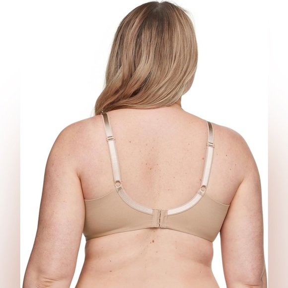NWT-AUDEN Seamless Nude Bra
Full support seamless underwire 
Various sizes - Picture 4 of 9